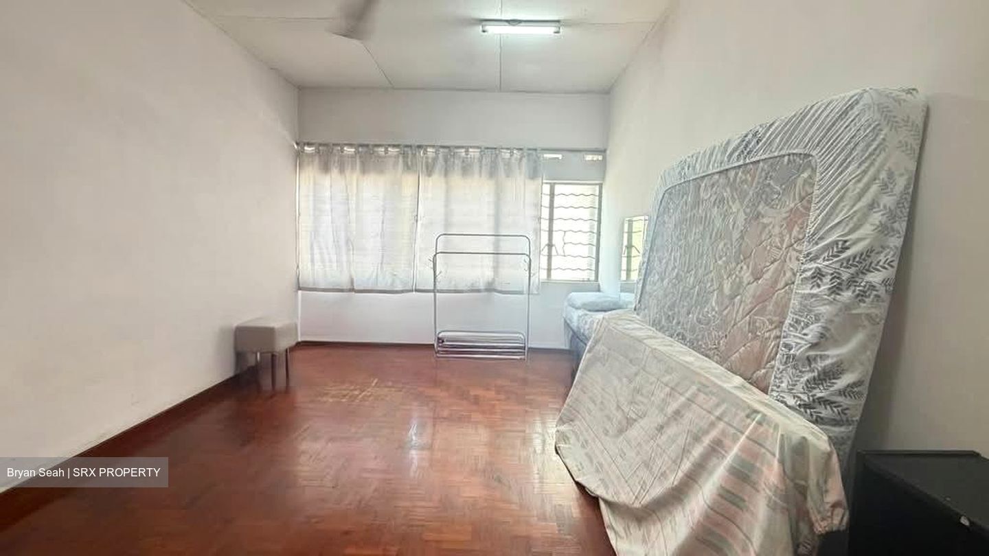 Mandarin Park (D21), Terrace #561186321